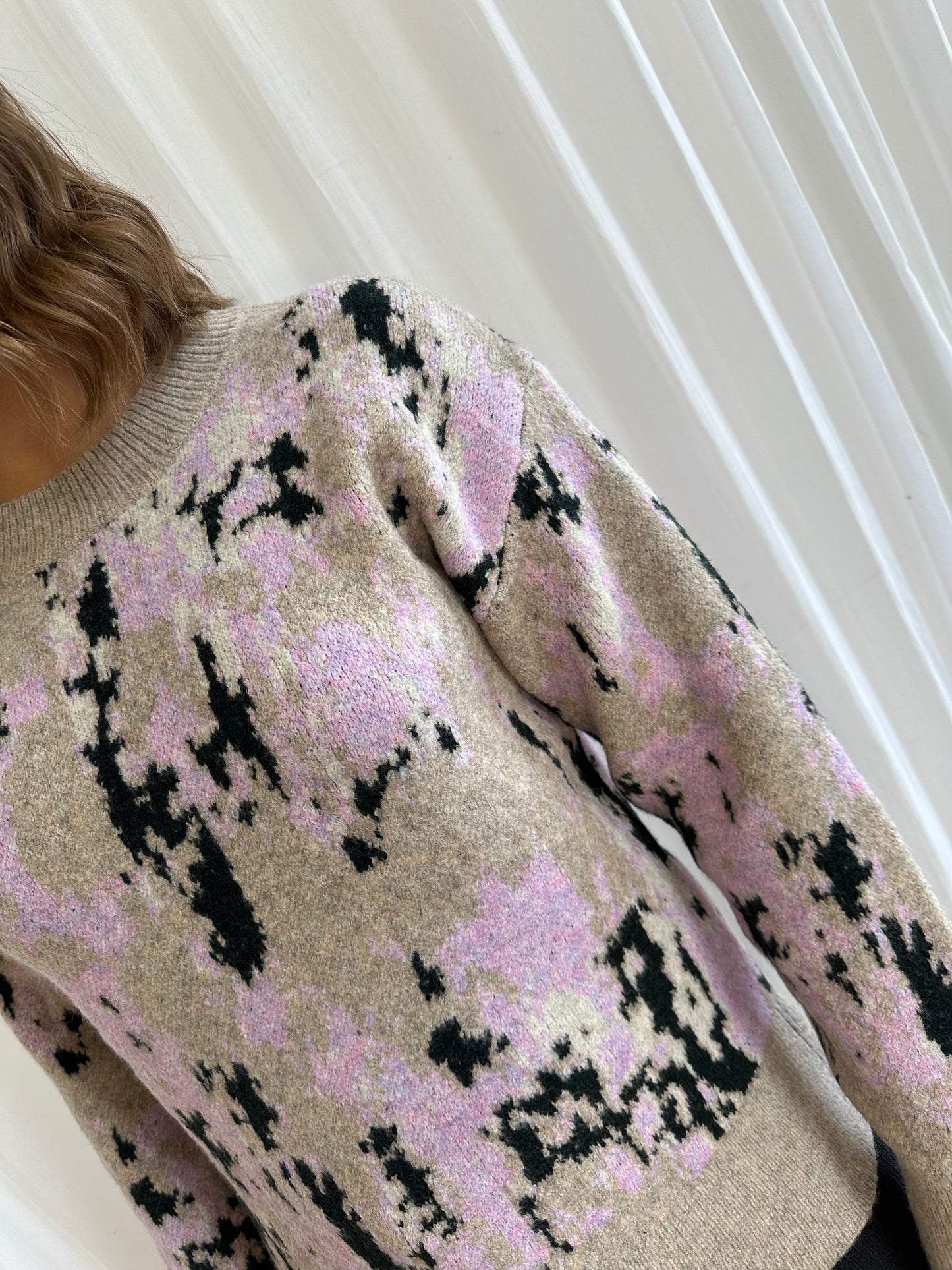 The LEANNE Lilac abstract knit jumper