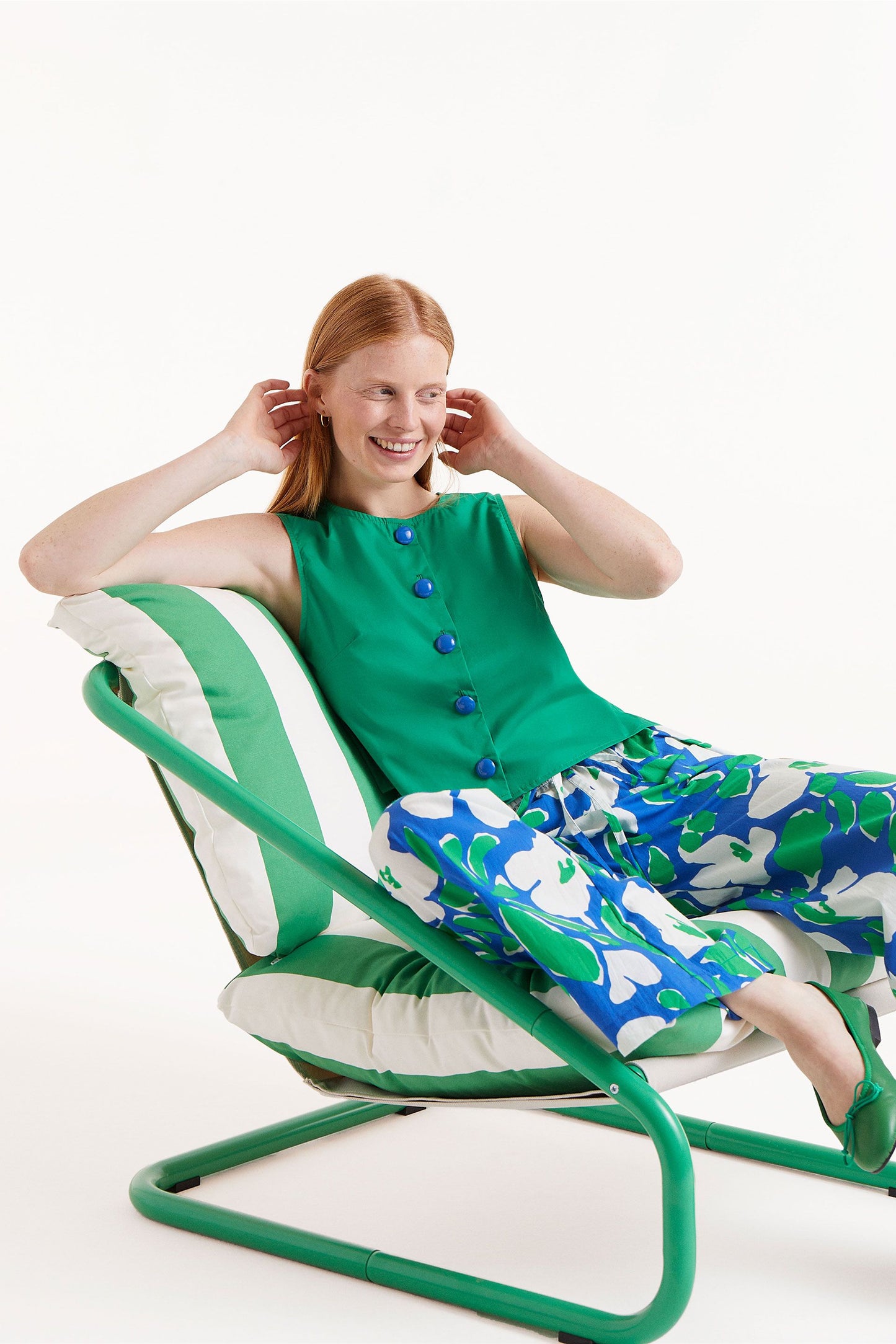 MANDI green top with blue buttons