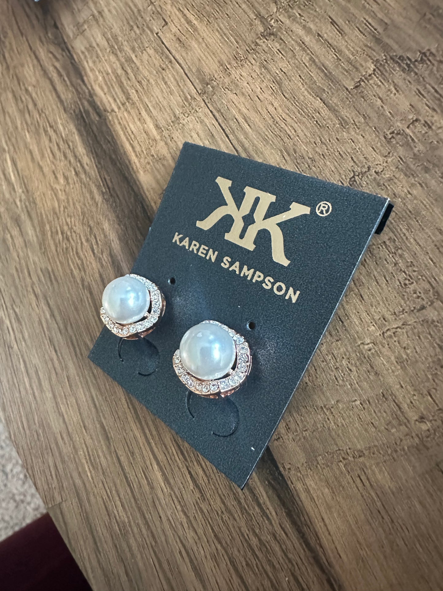 Clip on pearl earrings