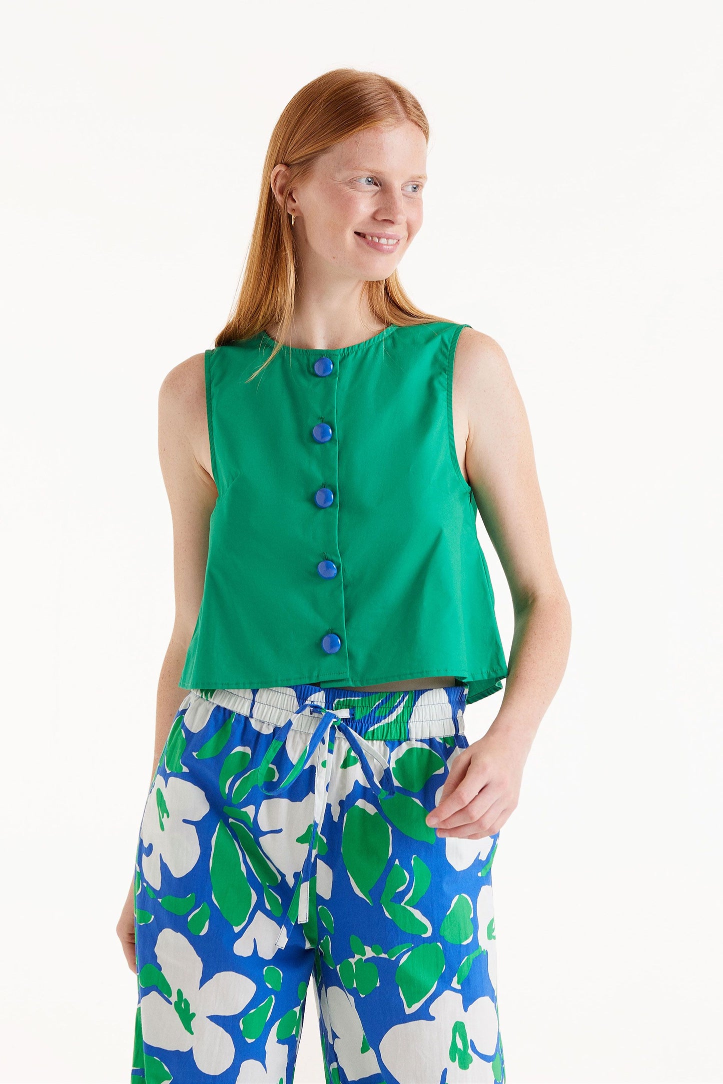 MANDI green top with blue buttons