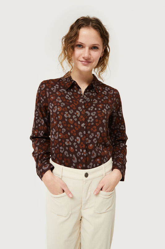 MAYA leopard print shirt in chocolate brown