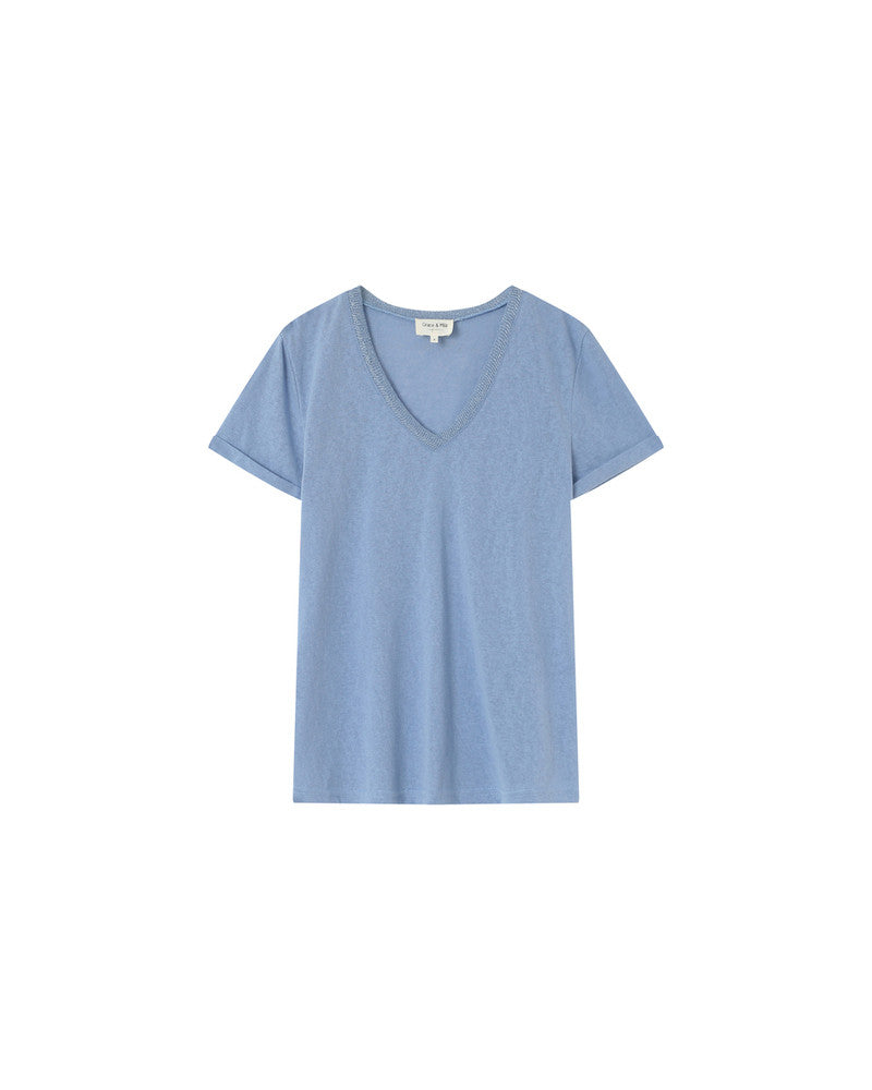 The cornflower blue SARAH v-neck t-shirt